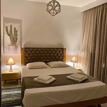 Hotel Vit's Sea 4*